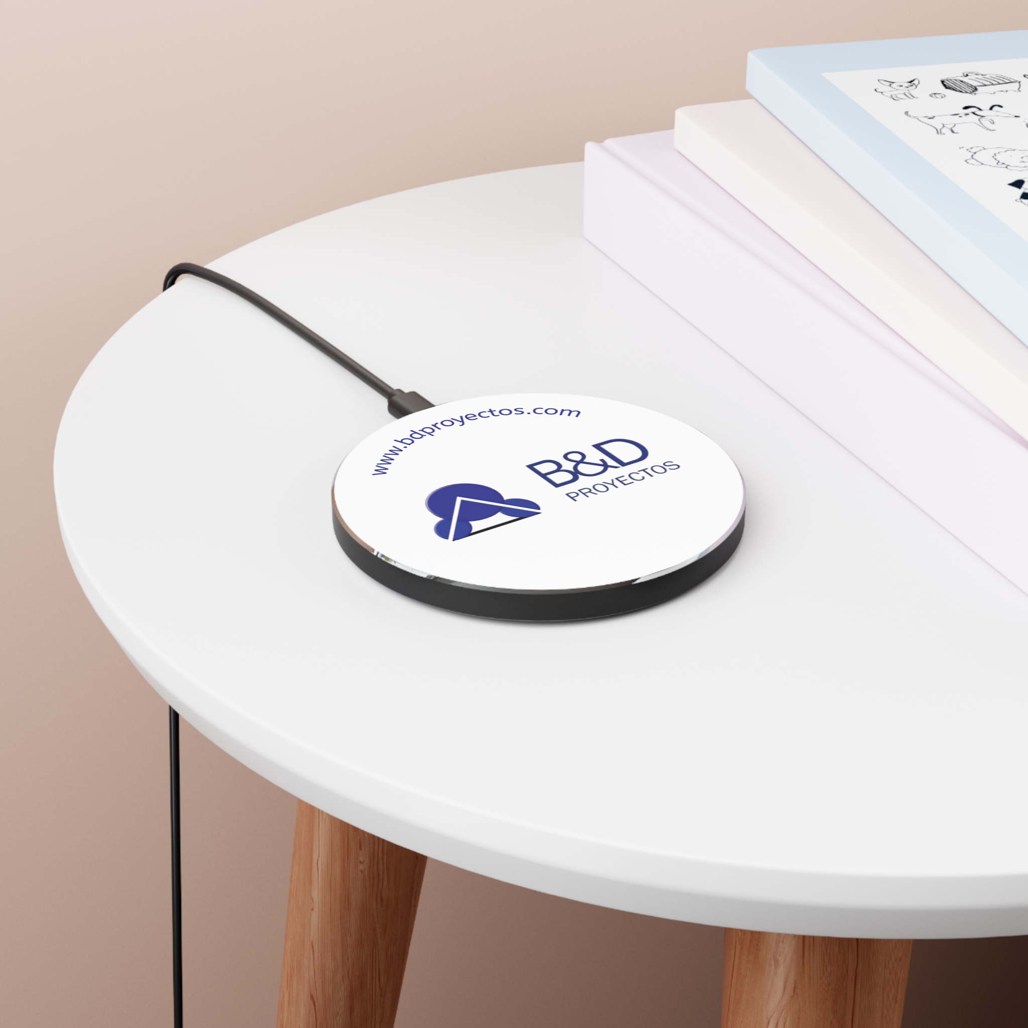 Cargador inalámbrico con logo B&D Proyectos: Plataforma de carga rápida Qi - Imagen 3